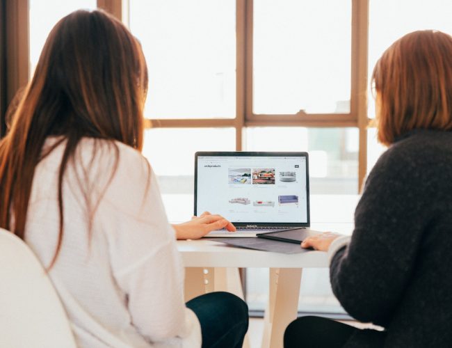 The Future of Retail in the Metaverse: Virtual Shopping and E-Commerce